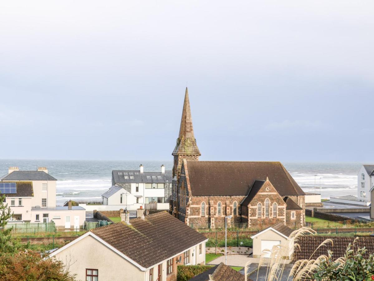 Seaview Villa Coleraine Buitenkant foto