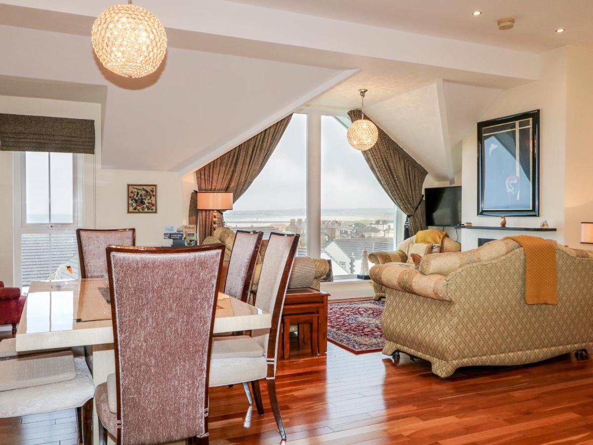 Seaview Villa Coleraine Buitenkant foto